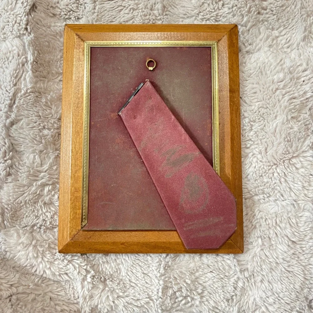 Vtg gold Mid Century Modern 5x7 Picture Frame‎ Ornate Etched filigree brass wood